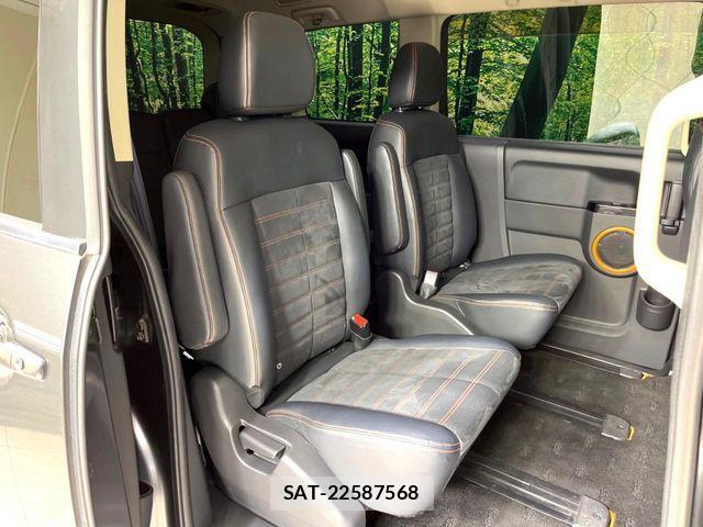 Mitsubishi DELICA 2017-08 6496858-8