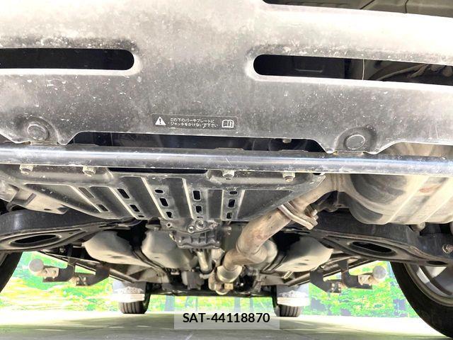 Mitsubishi DELICA 2019-09 6611519-18
