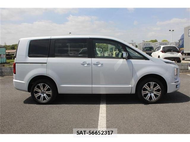 Mitsubishi DELICA 2024-02 6611515-9