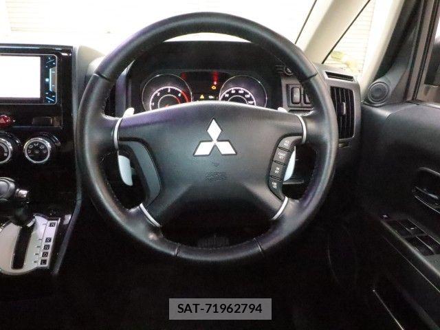 Mitsubishi DELICA 2017-10 6611521-19