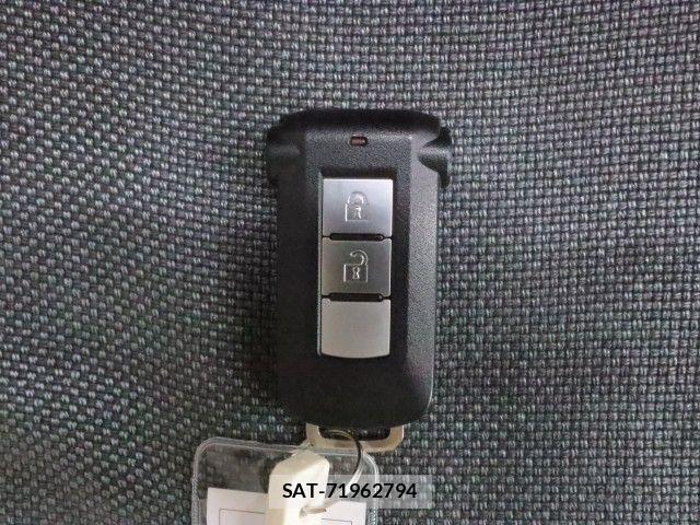 Mitsubishi DELICA 2017-10 6611521-22