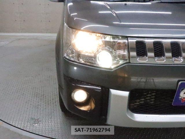 Mitsubishi DELICA 2017-10 6611521-27