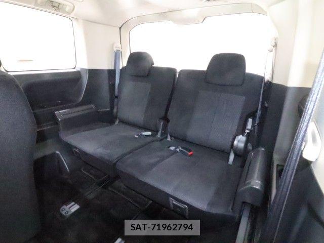 Mitsubishi DELICA 2017-10 6611521-7