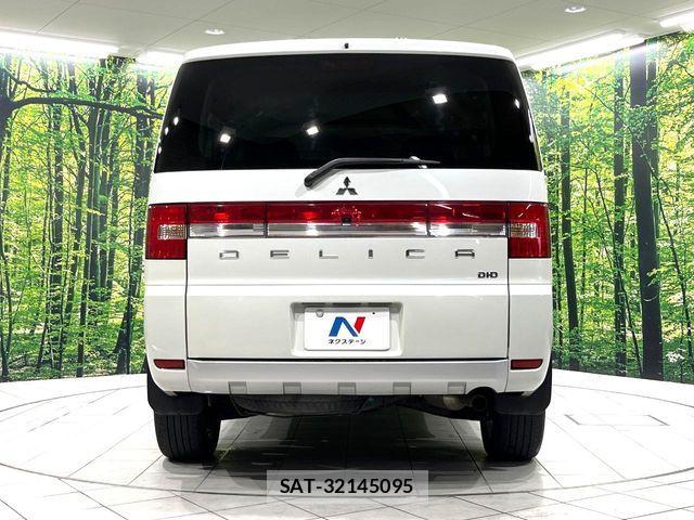 Mitsubishi DELICA 2016-02 6611535-16