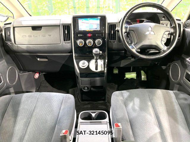 Mitsubishi DELICA 2016-02 6611535-1