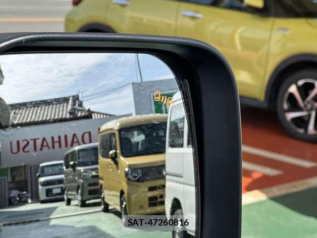 Mitsubishi DELICA 2023-09 6611504-17