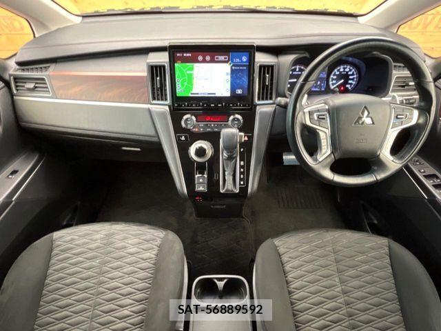 Mitsubishi DELICA 2020-03 6611518-1