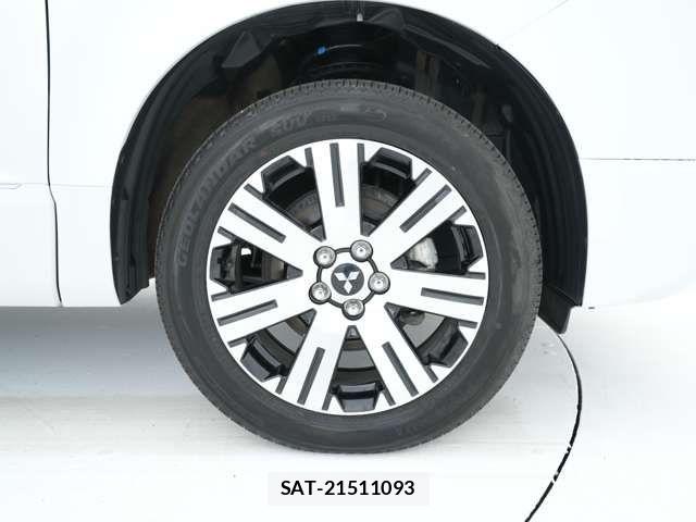 Mitsubishi DELICA 2025-03 6611502-17