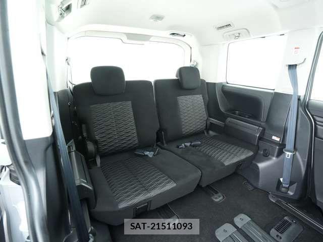 Mitsubishi DELICA 2025-03 6611502-7