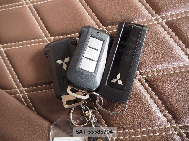 Mitsubishi DELICA 2018-05 6611531-18