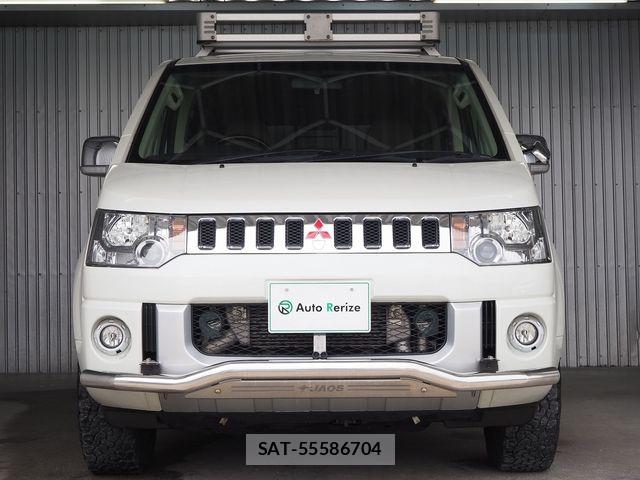 Mitsubishi DELICA 2018-05 6611531-1