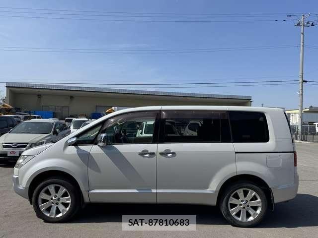 Mitsubishi DELICA 2007-03 6611539-5