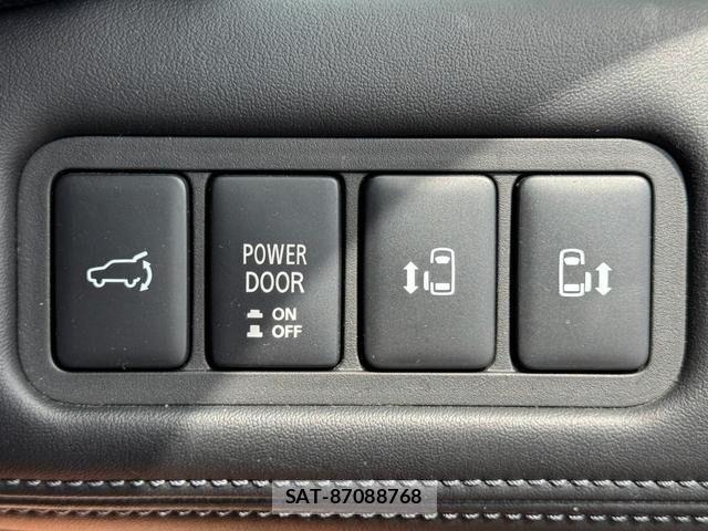 Mitsubishi DELICA 2021-05 6641474-23