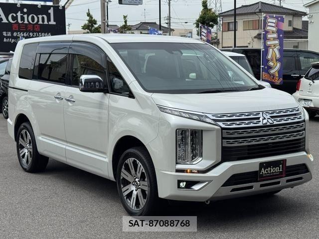 Mitsubishi DELICA 2021-05 6641474-6