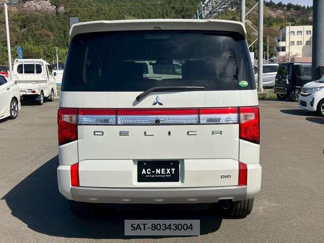 Mitsubishi DELICA 2019-03 6641476-18