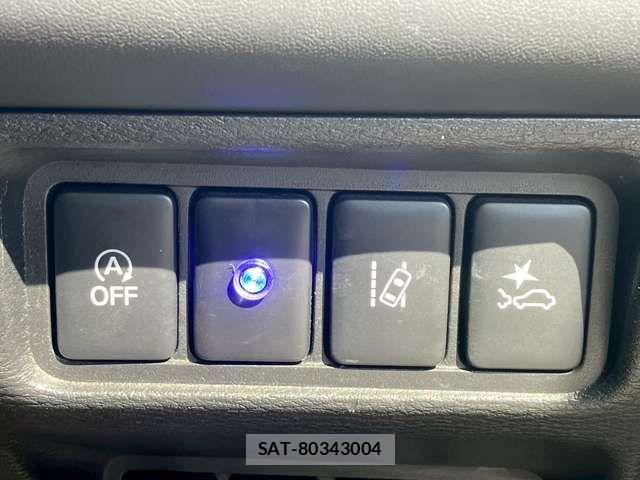 Mitsubishi DELICA 2019-03 6641476-4