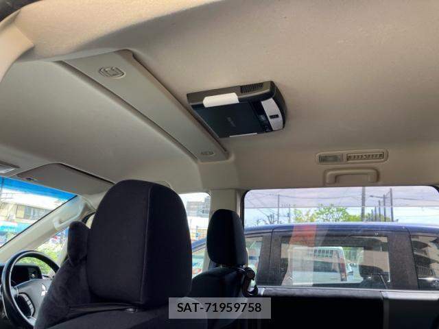Mitsubishi DELICA 2015-09 6671158-12
