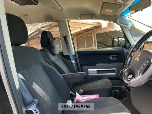 Mitsubishi DELICA 2015-09 6671158-17