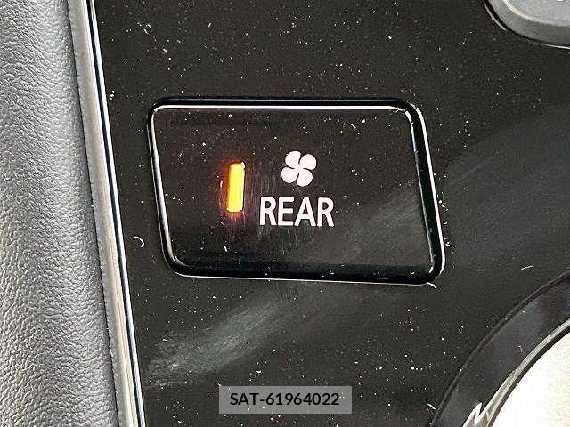 Mitsubishi DELICA 2025-08 6671135-11