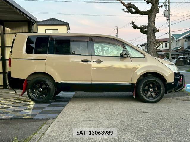 Mitsubishi DELICA 2011-08 6671163-12