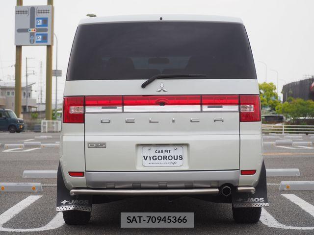Mitsubishi DELICA 2007-02 6671164-11