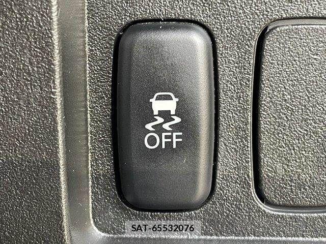 Mitsubishi DELICA 2018-09 6671157-11
