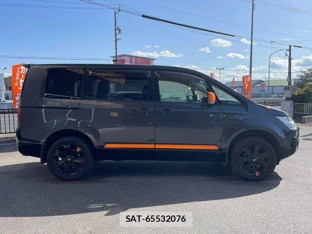Mitsubishi DELICA 2018-09 6671157-23