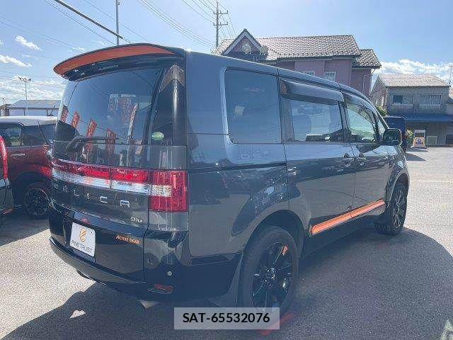 Mitsubishi DELICA 2018-09 6671157-24