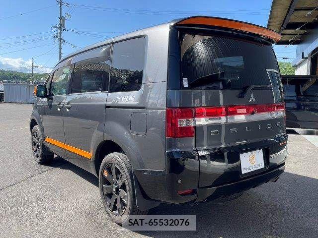Mitsubishi DELICA 2018-09 6671157-26