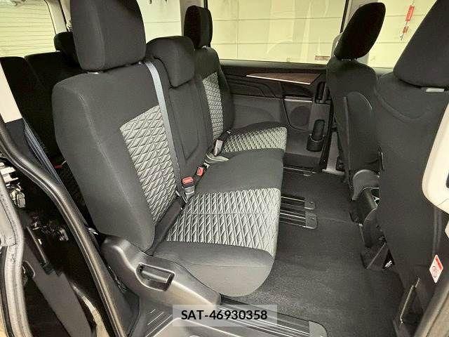 Mitsubishi DELICA 2025-03 6671140-9