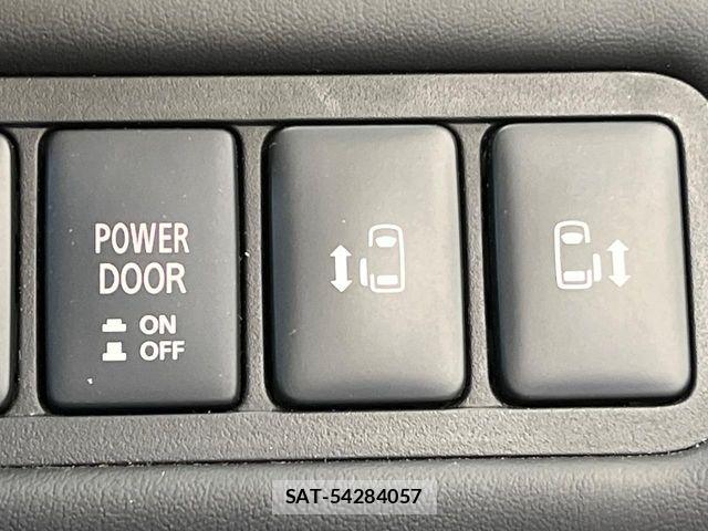 Mitsubishi DELICA 2021-10 6671141-4