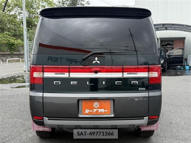 Mitsubishi DELICA 2018-06 6671159-9