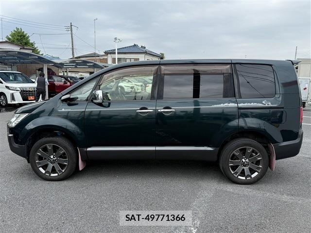 Mitsubishi DELICA 2018-06 6671159-10