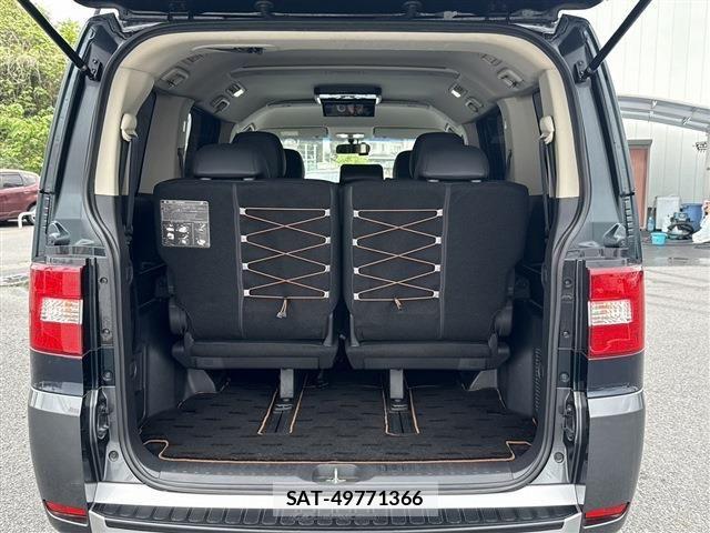 Mitsubishi DELICA 2018-06 6671159-18
