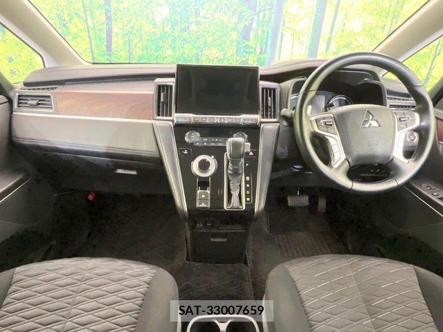 Mitsubishi DELICA 2022-02 6671146-1