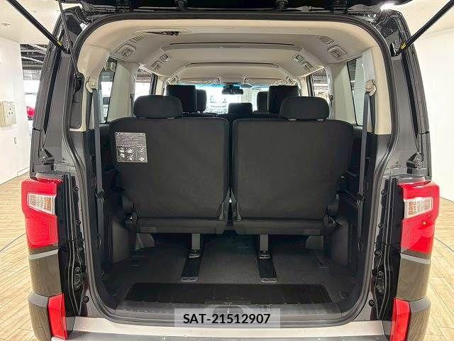 Mitsubishi DELICA 2025-08 6671134-12