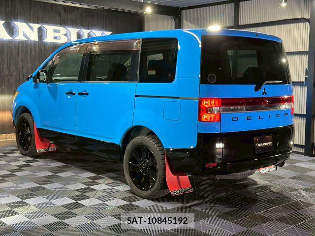 Mitsubishi DELICA 2007-06 6671161-13