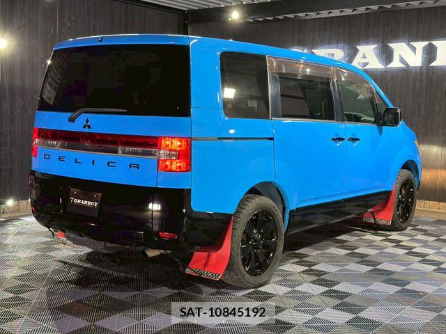Mitsubishi DELICA 2007-06 6671161-14