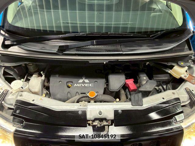 Mitsubishi DELICA 2007-06 6671161-16
