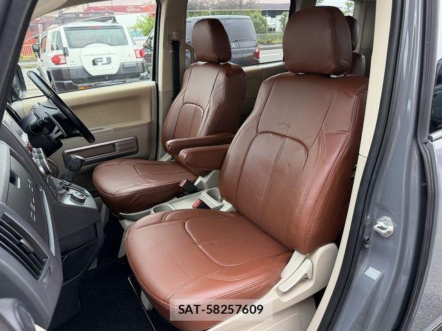 Mitsubishi DELICA 2011-06 6675708-9