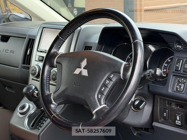 Mitsubishi DELICA 2011-06 6675708-15