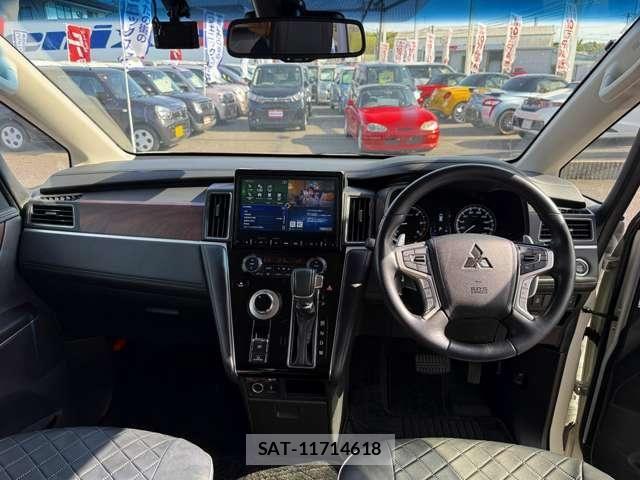 Mitsubishi DELICA 2021-09 6675700-1
