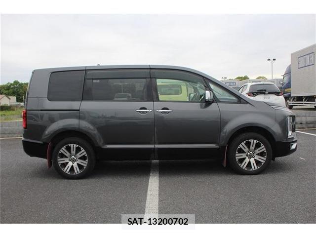 Mitsubishi DELICA 2020-08 6675710-15
