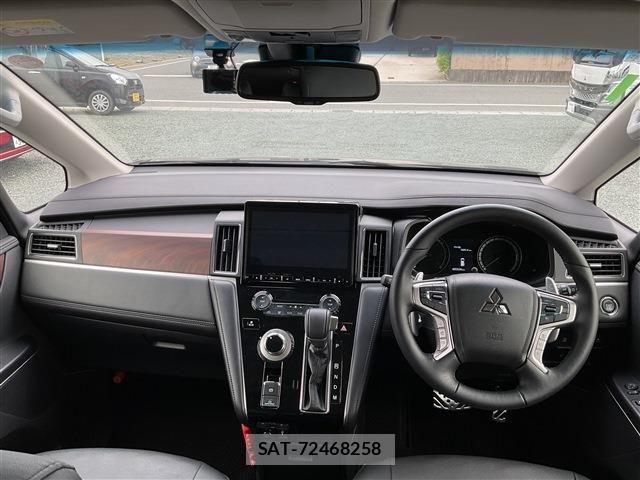 Mitsubishi DELICA 2024-11 6675688-0