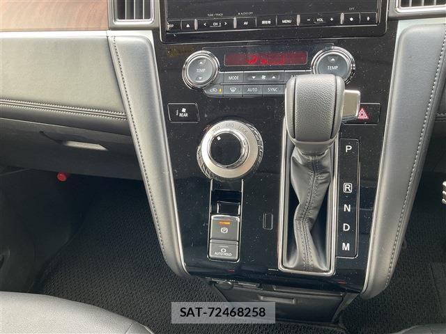 Mitsubishi DELICA 2024-11 6675688-10