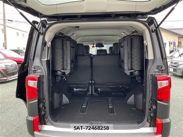 Mitsubishi DELICA 2024-11 6675688-22