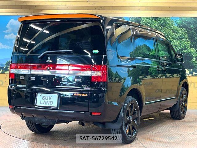 Mitsubishi DELICA 2017-09 6675701-17