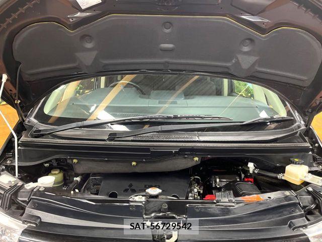 Mitsubishi DELICA 2017-09 6675701-18