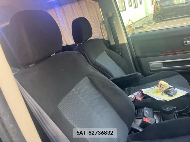 Mitsubishi DELICA 2011-05 6675723-14