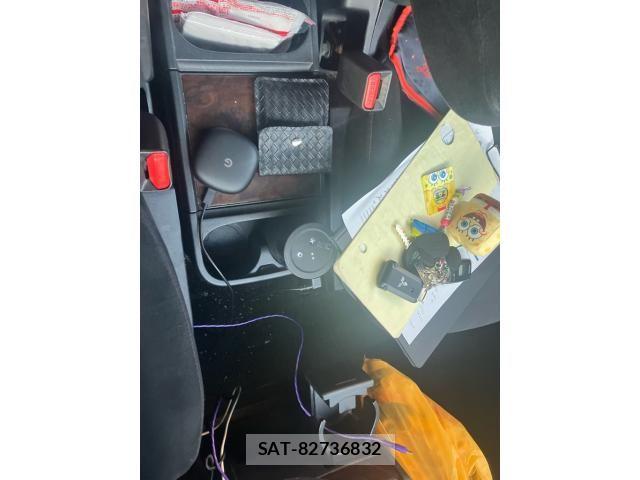 Mitsubishi DELICA 2011-05 6675723-24